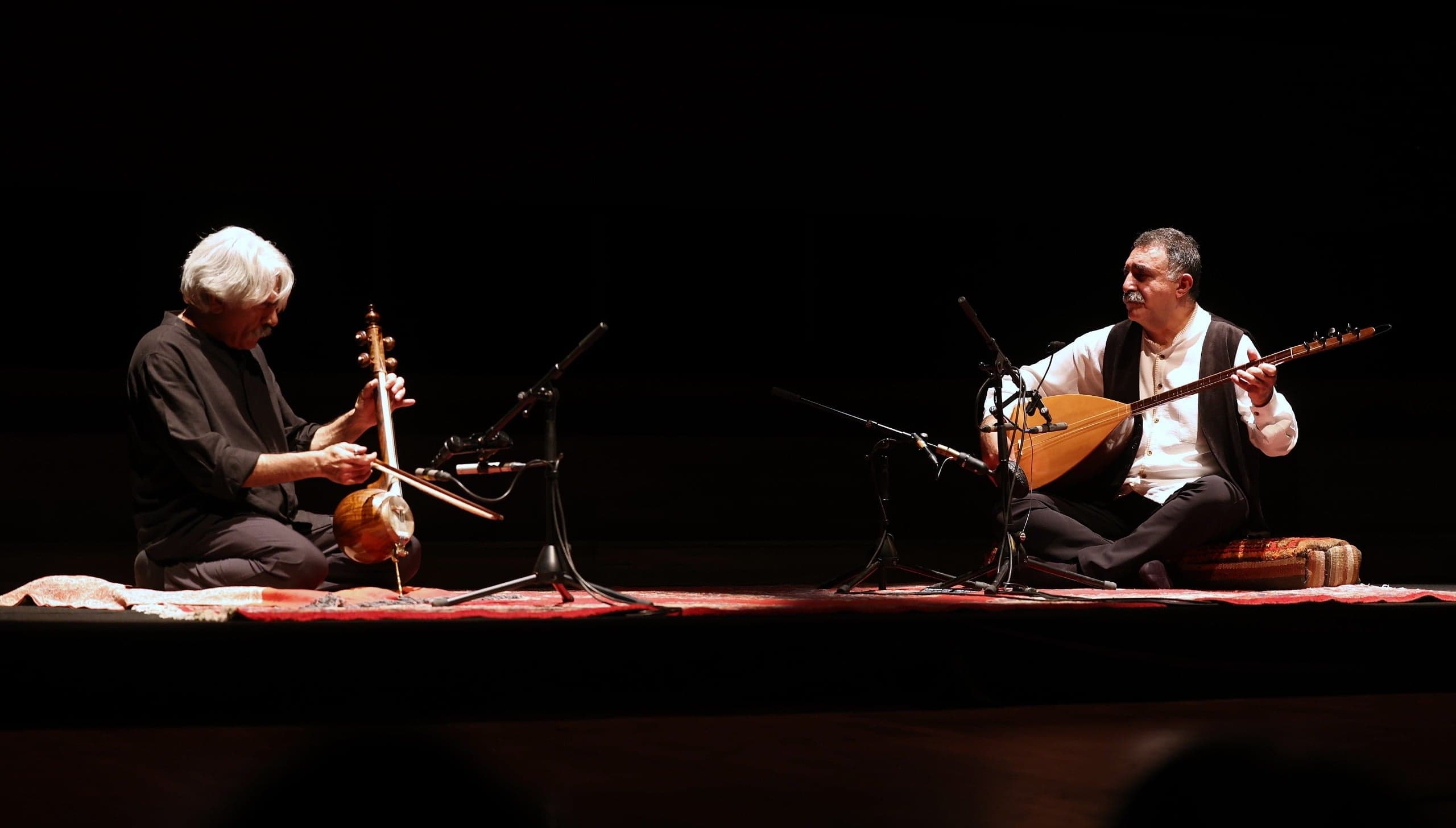 Pers ve Anadolu ezgileri İzmir’de buluştu