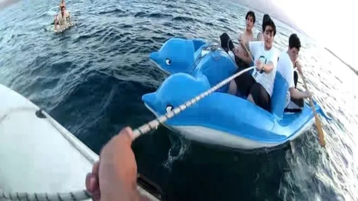 Sapanca Gölü'nde mahsur kalan 17 kişi jkurtarıldı