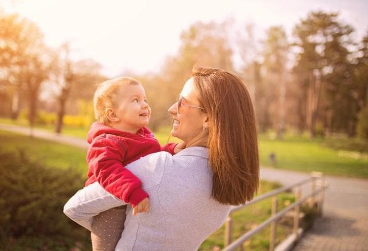 Hatice İsminin Anlamı Nedir? Hatice İsmi Kur'an'da Geçer Mi, TDK Sözlük Anlamı Ne Demek?