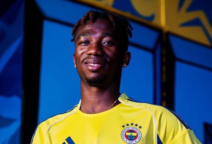 Dorgeles Nene, Fenerbahçe'nin ilk Malili futbolcusu oldu