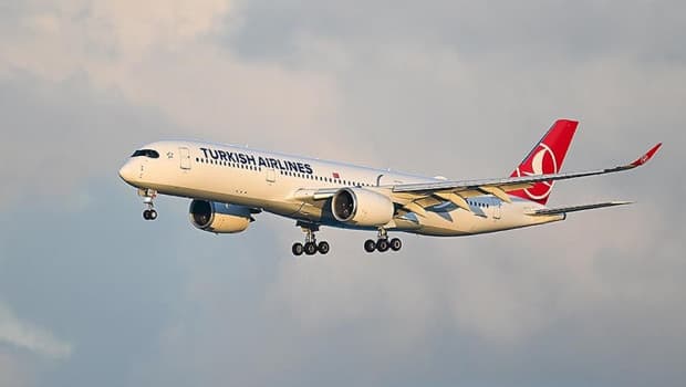 Yolcu, internet ağını 'tehlikeli' isimle değiştirdi; THY uçağı acil iniş yaptı