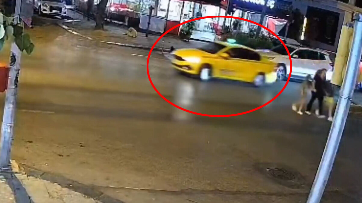 Kadıköy'de drift skandalı! Taksici hakkında işlem başlatıldı 