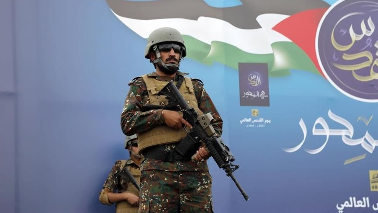 Husiler'den İran'a çağrı: İşgalcilere karşı direnin