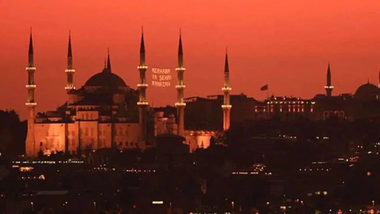 İftar ne zaman? 1 Mart 2026 Ramazan İmsakiyesi: İstanbul Ankara İzmir iftar ve sahur saatleri...